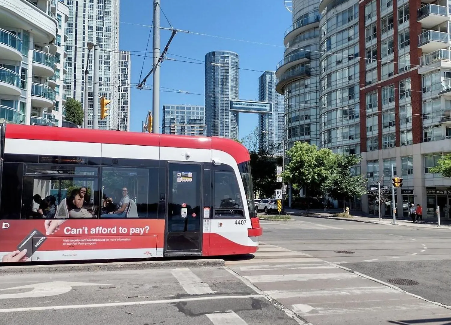 Downtown Toronto Condo, Free Indoor Parking With Amazing View 0*,  Canada