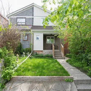  Homestay Spacious With Ensuite Bathroom Near Subway, Koreatown & Uoft