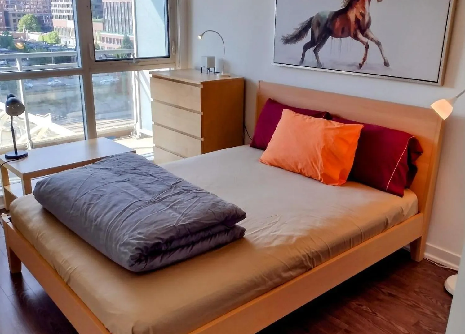 Downtown Toronto Condo, Free Indoor Parking With Amazing View 0*,