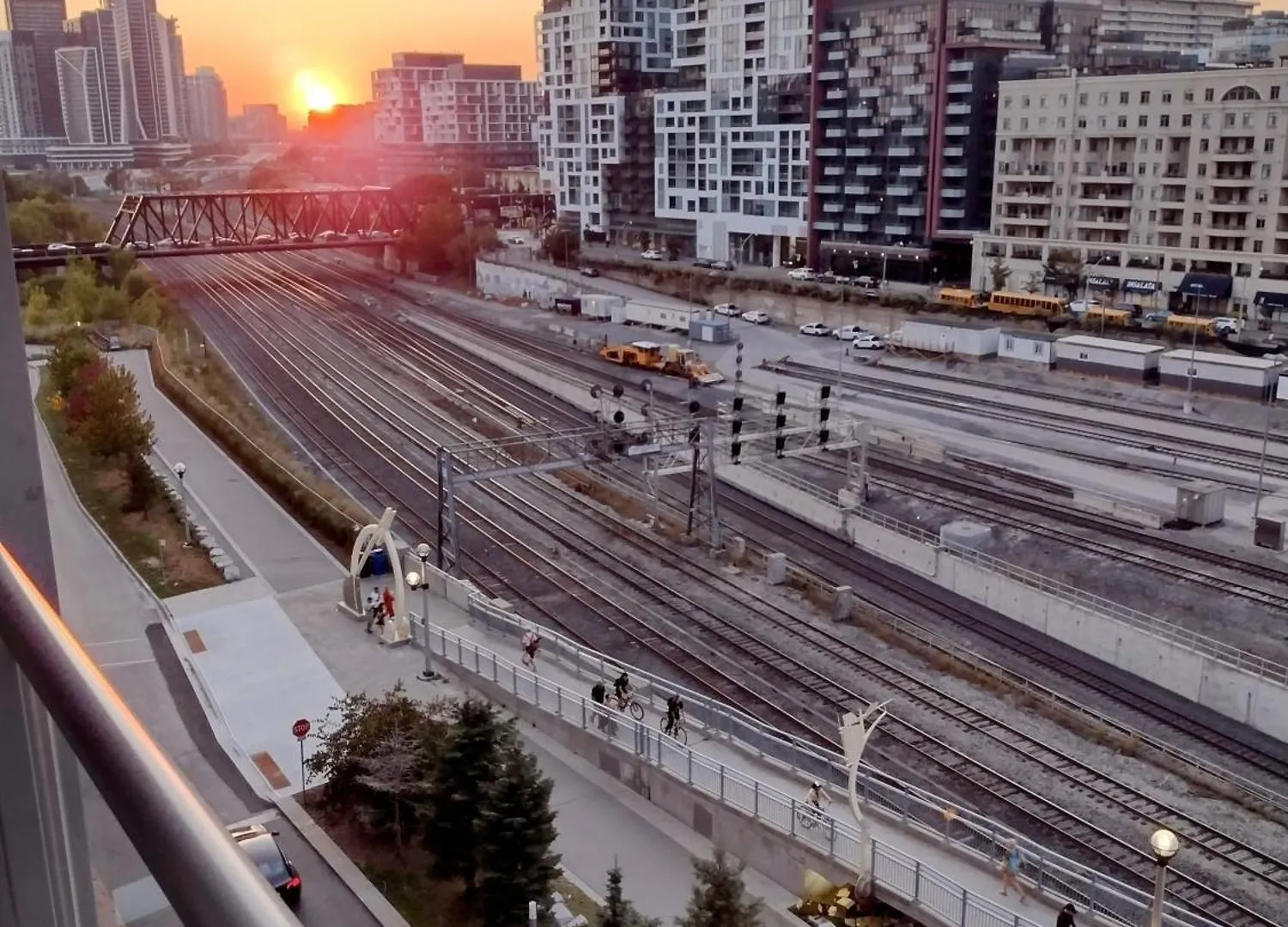 Apartment Downtown Toronto Condo, Free Indoor Parking With Amazing View Canada